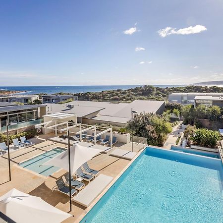 Smiths Beach Resort Yallingup Bagian luar foto The pool at the Bayview Hotel