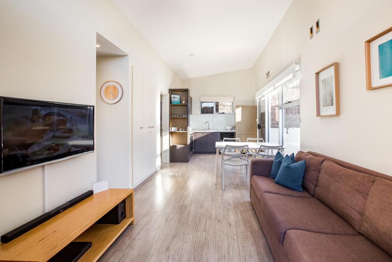 Smiths Beach Resort Yallingup Bagian luar foto A typical apartment at the University of Western Australia