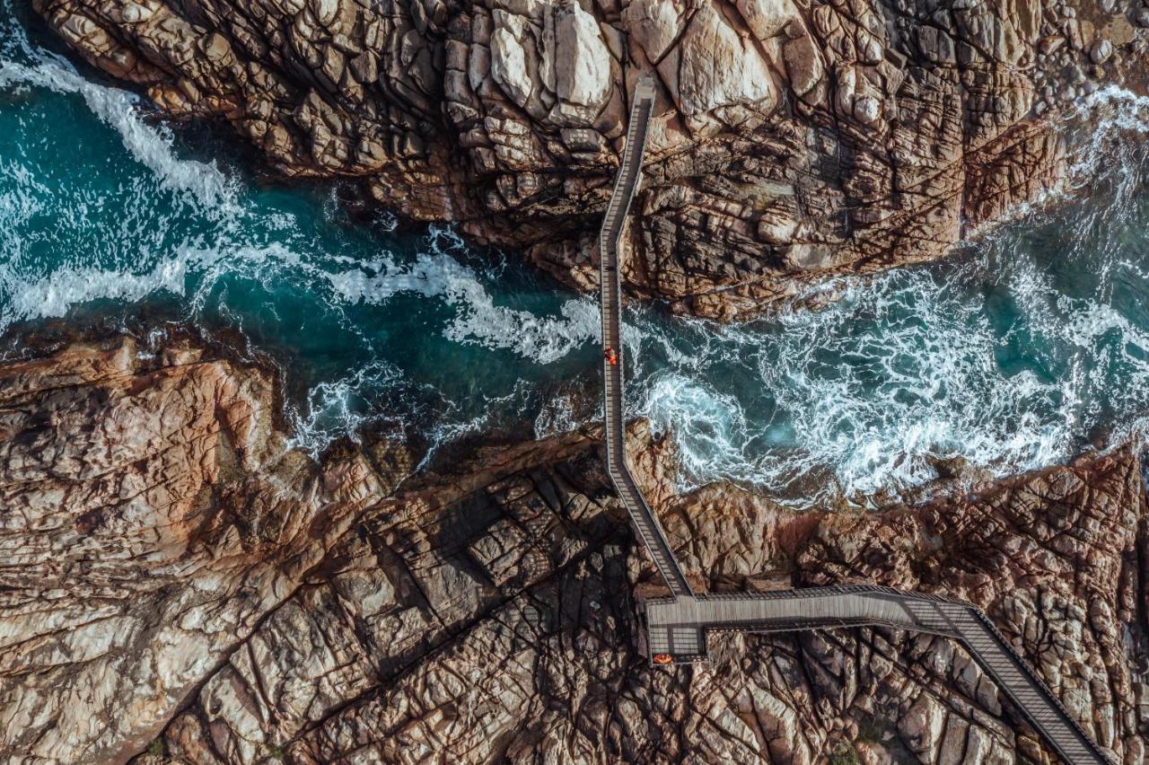 Smiths Beach Resort Yallingup Bagian luar foto The Ladder to Heaven
